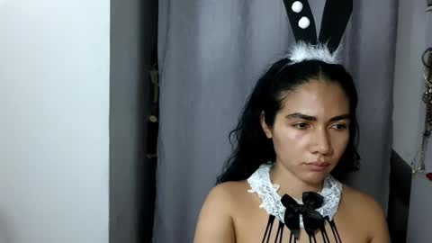 Snapshot of abbi_moon chatting on September 19, 3:49 pm Martina online show from September 19, 3:49 pm