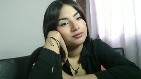 abbie777 online show from December 13, 7:53 pm