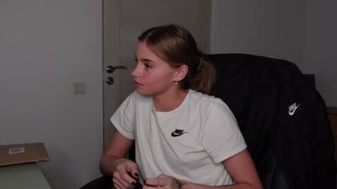 ABBY LAKER online show from January 9, 12:03 am