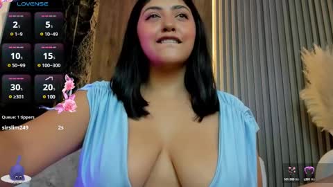 Snapshot of abby_millerr_ chatting on January 27, 3:39 pm Abbygail online show from January 27, 3:39 pm