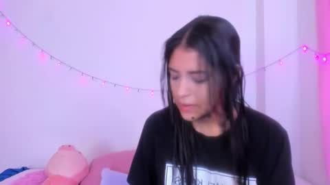 Snapshot of abby_rousee chatting on October 13, 2:08 pm abby_rousee online show from October 13, 2:08 pm