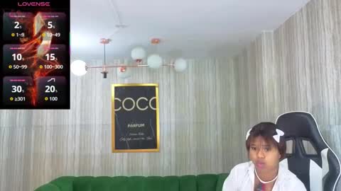 Snapshot of abby_t_ chatting on October 18, 3:11 am abby online show from October 18, 3:11 am