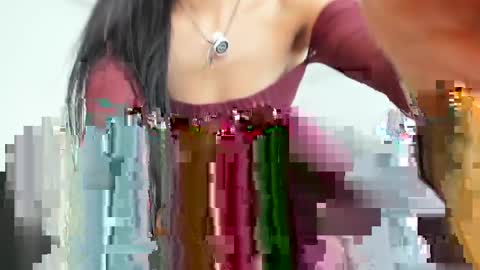 Laura  online show from April 26, 3:09 pm