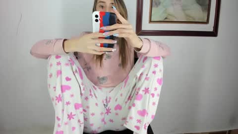 sara online show from March 7, 6:46 am