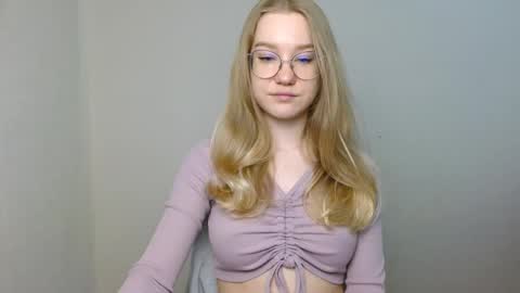 Abby Lovense is active online show from April 8, 9:56 am