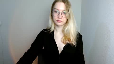 Abby Lovense is active online show from March 12, 9:34 am
