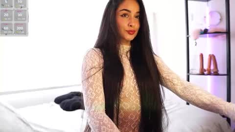 Abigail online show from March 11, 7:39 pm