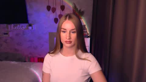 Anna online show from November 20, 6:49 pm