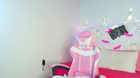 Abril  online show from October 21, 9:58 am