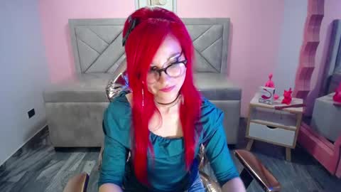 abril_ch_ online show from November 19, 10:58 am