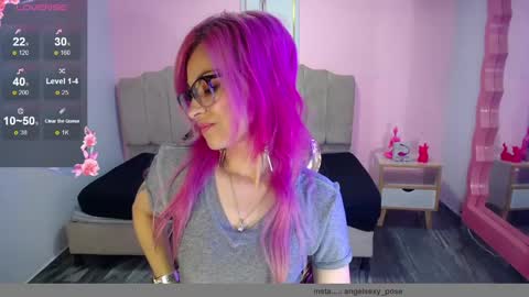 abril_ch_ online show from October 14, 10:51 am