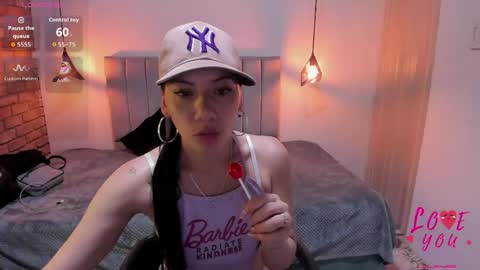 Abril Fox online show from April 22, 9:55 pm