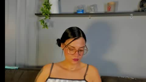 Snapshot of abril_jones10 chatting on October 20, 10:42 am Abril jones online show from October 20, 10:42 am