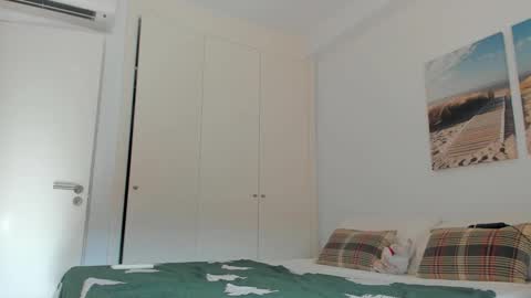 Helena online show from December 22, 12:12 pm