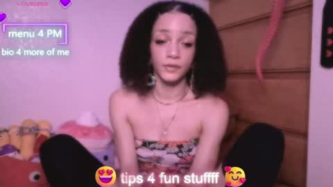 Peach online show from April 23, 3:25 am