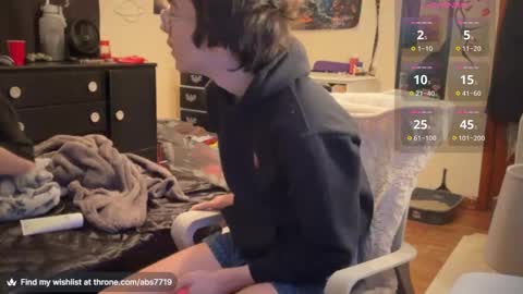 Abs online show from December 3, 11:07 am