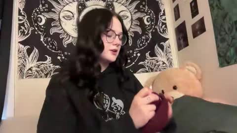 Abs online show from April 2, 9:22 pm