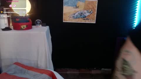 Absenta vert online show from November 7, 12:14 am