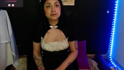 Absenta vert online show from January 6, 11:20 pm