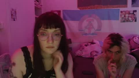 absintiliak online show from May 20, 6:36 pm