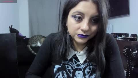 Alice online show from November 25, 3:49 am