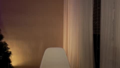 my inst   love inside 17 online show from December 22, 7:52 pm