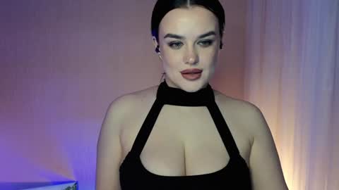 my inst   love inside 17 online show from February 8, 10:08 pm