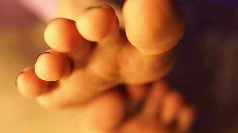 Ada   online show from December 26, 10:41 pm