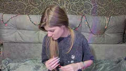 Ada online show from December 18, 9:54 pm