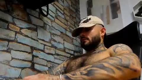 adam_donovan online show from July 24, 4:04 pm