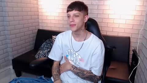 Adam online show from January 9, 8:33 pm