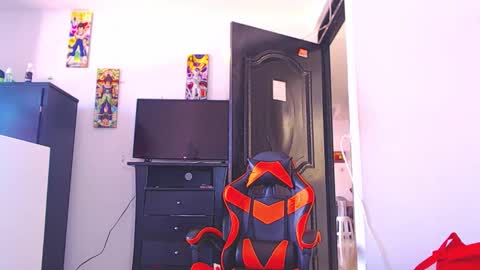 adam hot11 online show from March 14, 9:08 pm