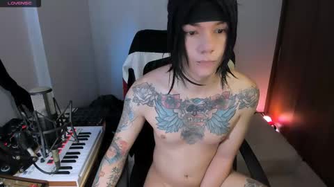  Adam online show from November 2, 1:33 pm