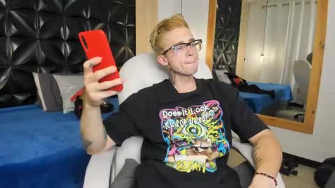 Adam online show from May 15, 2:42 am