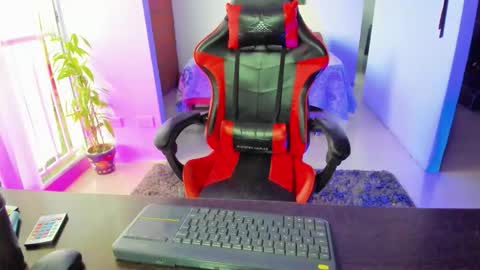 Adam Valencia online show from September 14, 10:55 pm