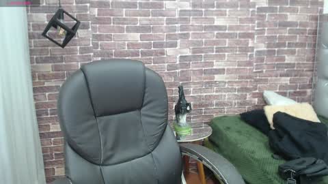 Adam online show from January 12, 4:18 pm