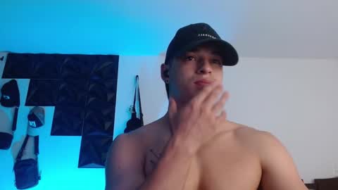 ADAM online show from November 28, 10:39 pm