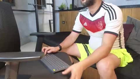 AdamLeexe online show from January 11, 4:18 am