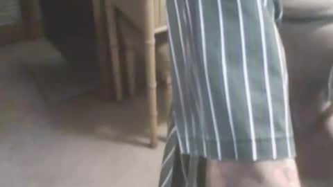 Snapshot of adamsny chatting on February 17, 5:58 am adamsny online show from February 17, 5:58 am