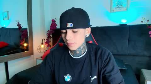 AdamsWalkerr  online show from March 19, 1:05 pm