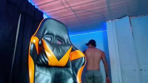 Snapshot of adan_hudson chatting on October 27, 4:40 pm Anderson online show from October 27, 4:40 pm