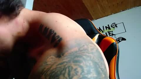 Snapshot of adan_hudson chatting on December 17, 8:54 pm Anderson online show from December 17, 8:54 pm