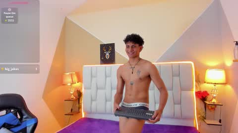 Adan Oriol online show from October 4, 4:10 am