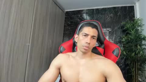 Adan Sin online show from March 5, 8:07 pm