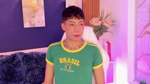 Adan  online show from June 22, 12:12 pm