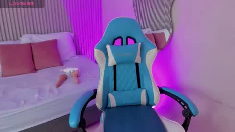 A D A R N A online show from October 18, 7:40 pm