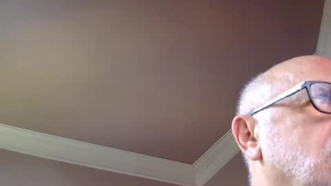 add_me_2 online show from May 14, 12:36 pm