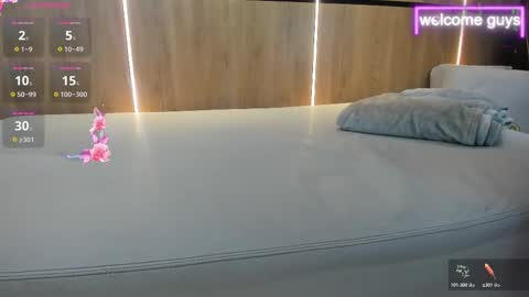 adela chase online show from October 20, 2:38 am