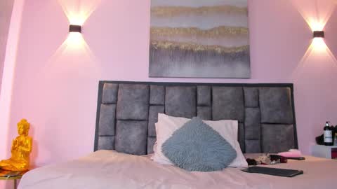 adela online show from October 1, 4:44 am