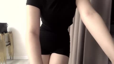 Adel online show from July 19, 6:43 pm